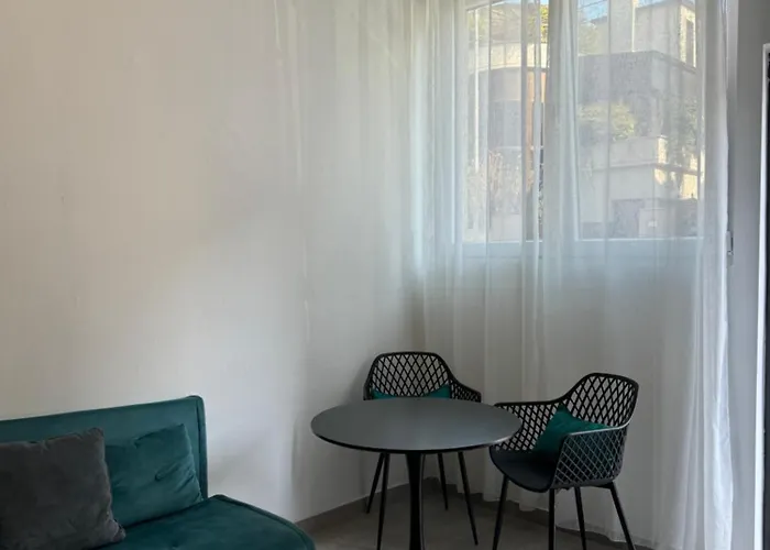 Apartman Sleepnjoy 2 *